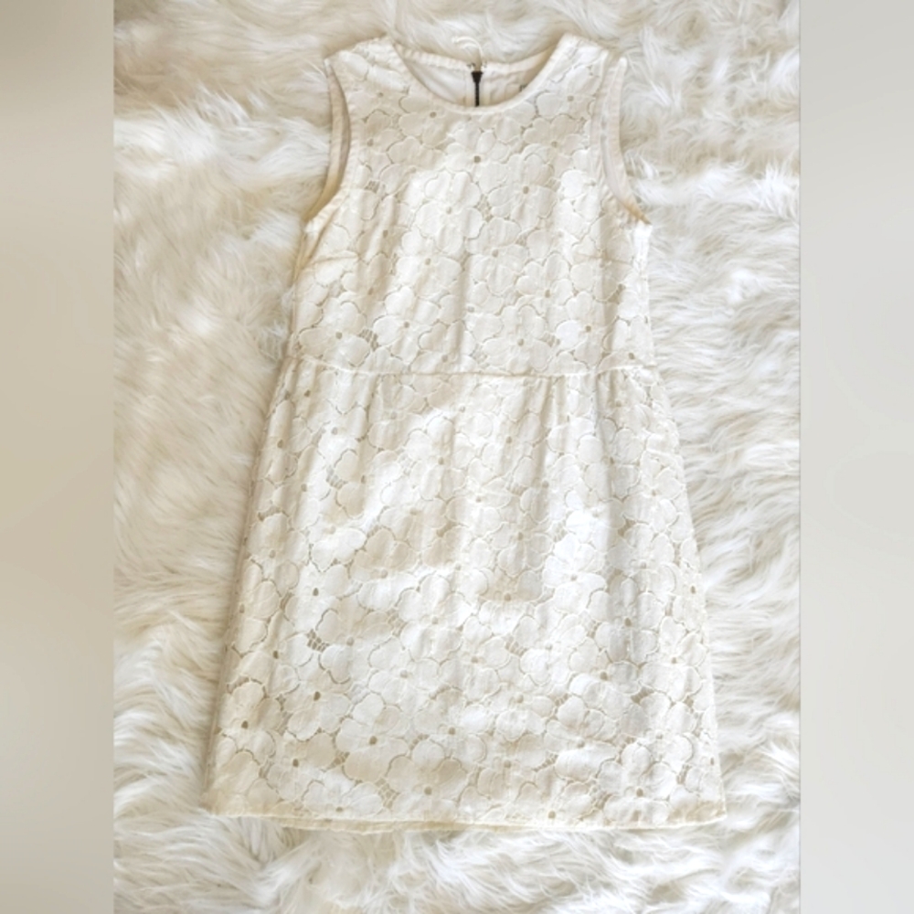 XS white floral lace summer dress